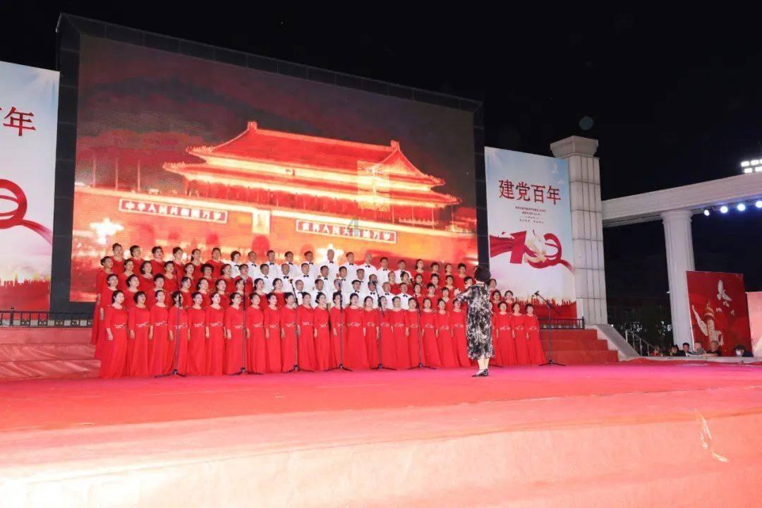 怀化市政府召开常务会议 黎春秋主持